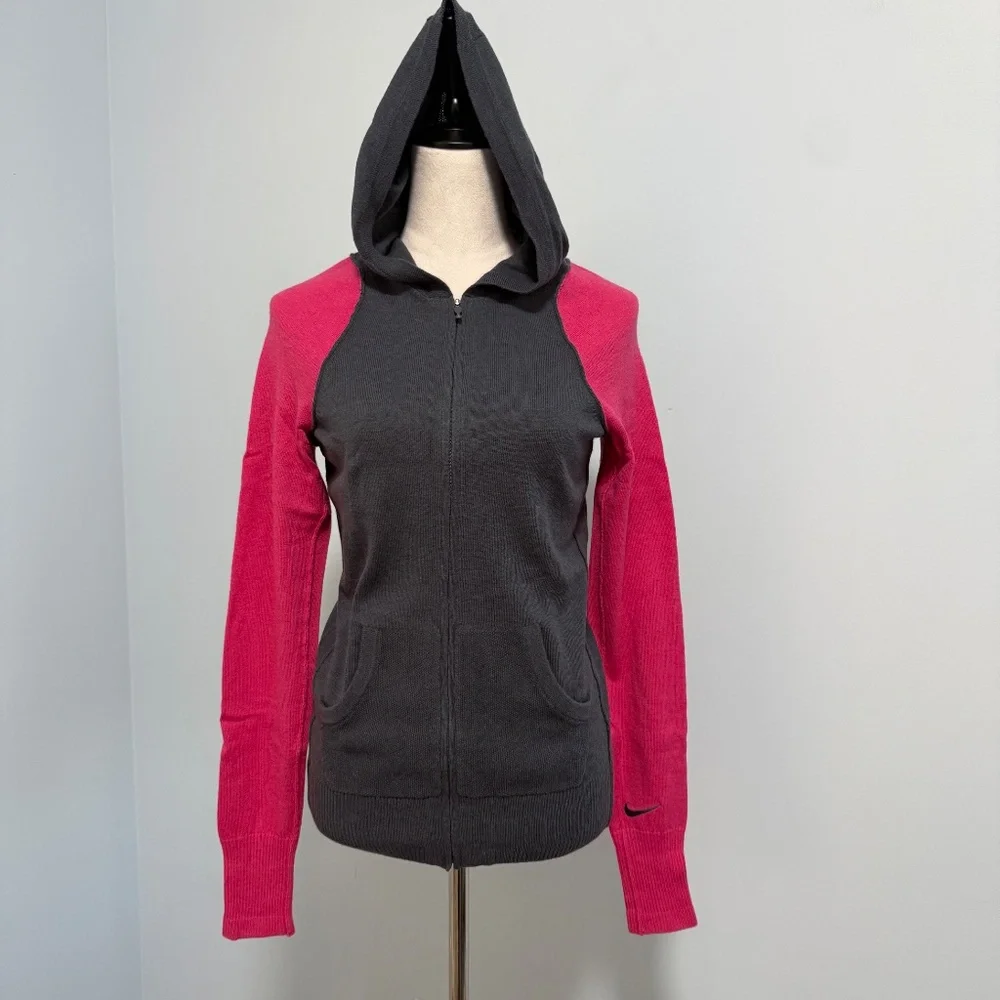 Nike Women’s Long Sleeve Zippered Knit‎ Cardigan With hood Size S